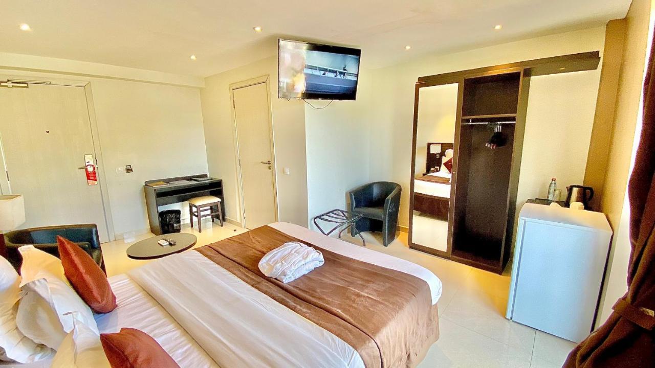 Hotel M'LYS Conakry Exterior foto
