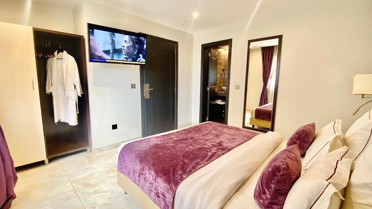 Hotel M'LYS Conakry Exterior foto